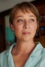 The Lost Flowers of Alice Hart Season 1 Episode 2