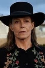 The Lost Flowers of Alice Hart Season 1 Episode 1