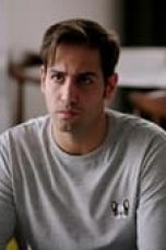 Aşkımız Yeter Season 1 Episode 8